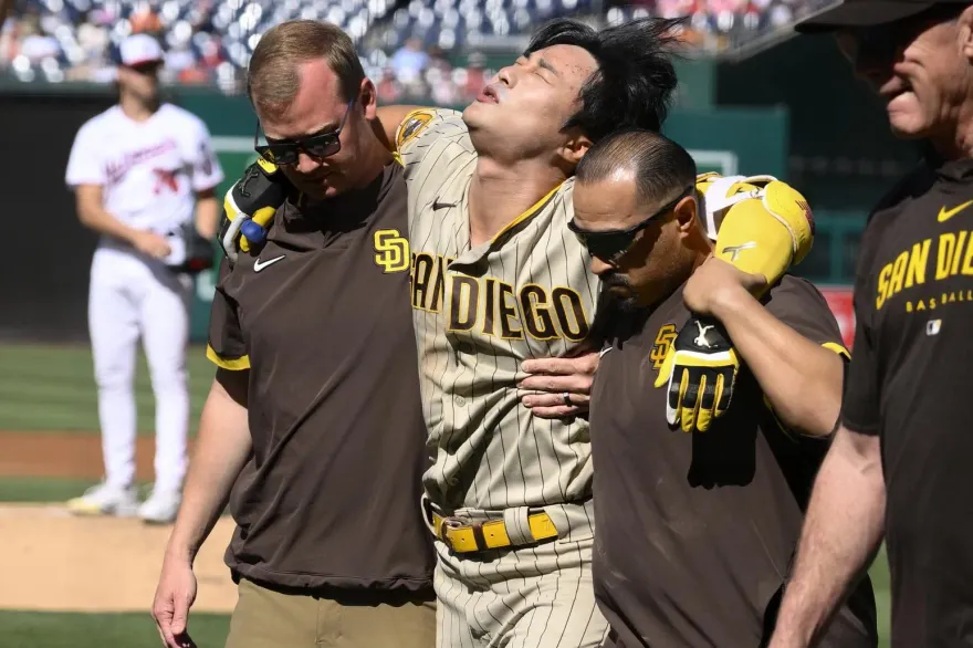 影/金河成自打球中膝蓋！痛到癱軟在地打滾　明能否戰洋基還不知道