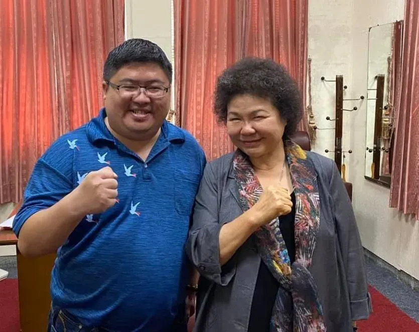 「我退黨可以嗎？」蔡易餘突喊：這輩子最討厭民進黨的一天