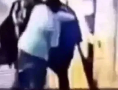 列車剛好進站！3男月台互毆…他遭推落鐵軌慘死「只剩1隻腳完好」