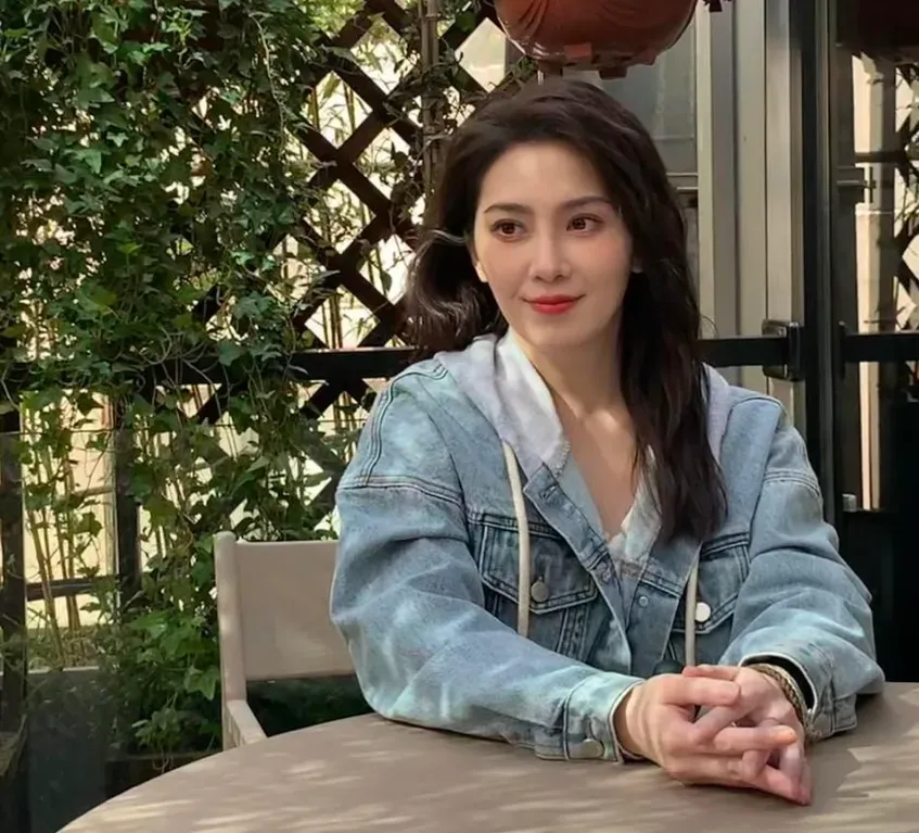 轟許藍方「活成蟲就別怕人戳」！律師曝醫師娘委屈：哪個元配能忍？