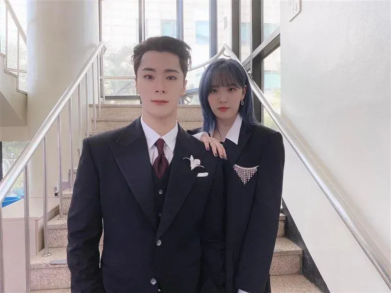 文彬逝世一個多月！文秀雅再訪哀悼地...「今天特別想念哥哥」