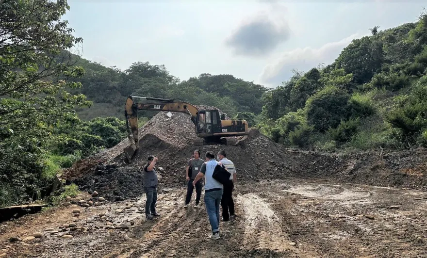 影/染指八卦山！業者非法傾倒廢棄物　偷倒總重高達80台砂石車