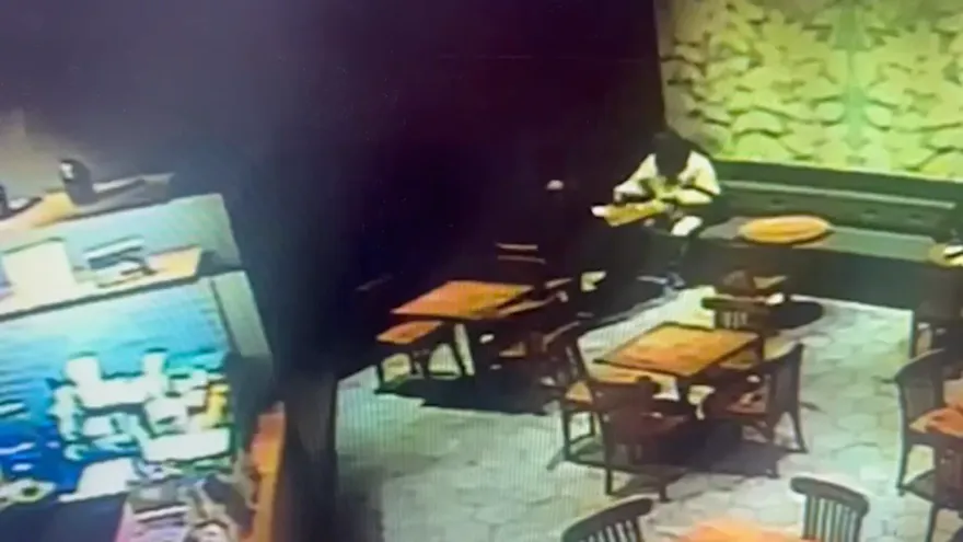 影/想騙大學生「本子」！詐騙集團相約咖啡廳碰面　卻中警方埋伏計