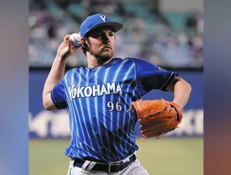 影/賽揚強投射飛鏢！包爾京都遊拍好心情　「入境隨俗帶垃圾回家」