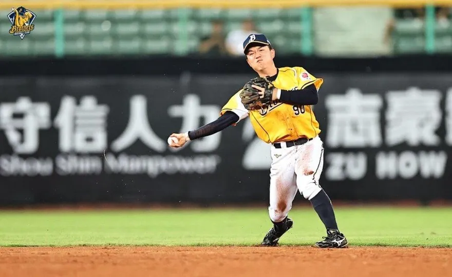 中職/百萬爪迷出動了！江坤宇超車戴培峰、曾峻岳成人氣王