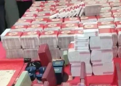 超狂新郎豪砸4300萬聘金！開運鈔車到銀行　嗨喊：當地很常見~