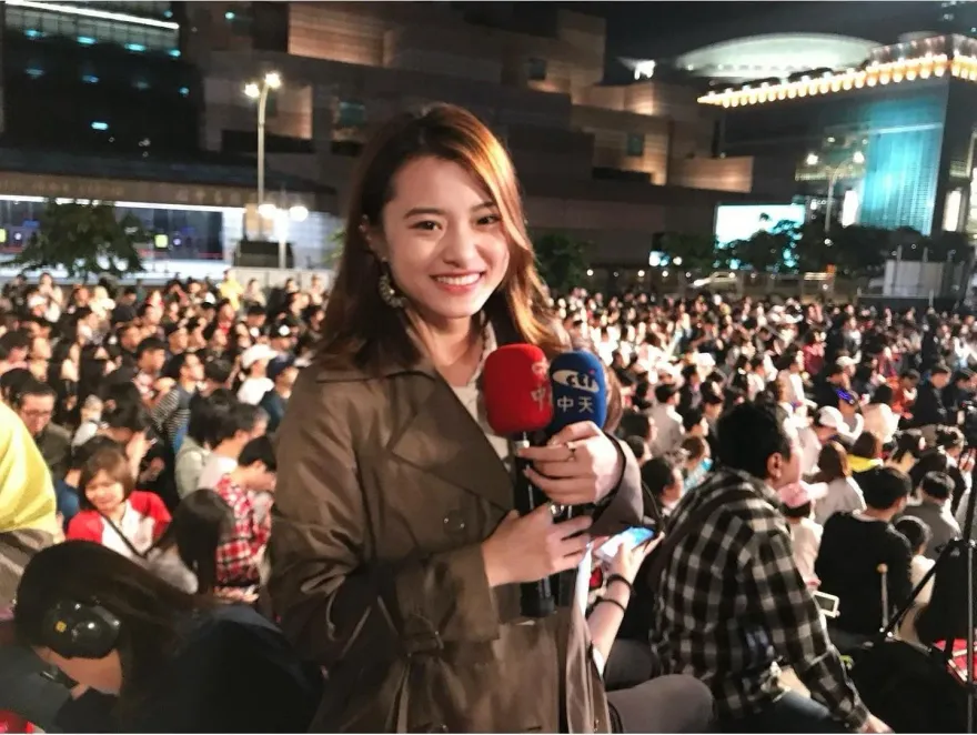 民進黨女黨工爆性騷遭吃案！「主播級」學姊抱抱：不要怕