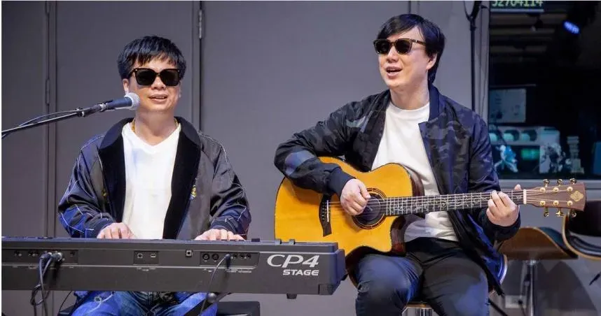 蕭煌奇出賣好友！爆鼓手曾狂打0204　驚人電話費嚇壞媽媽