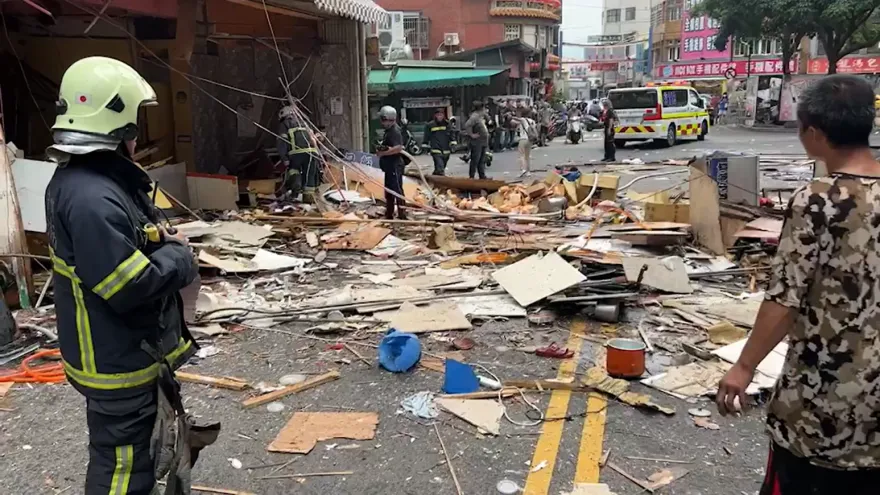 快訊/苗栗南苗商圈驚傳氣爆釀3傷！　2人嚴重燒燙傷搶救中