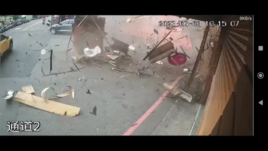 影/劫難來襲！苗栗南苗商圈突發氣爆　驚悚瞬間畫面曝光