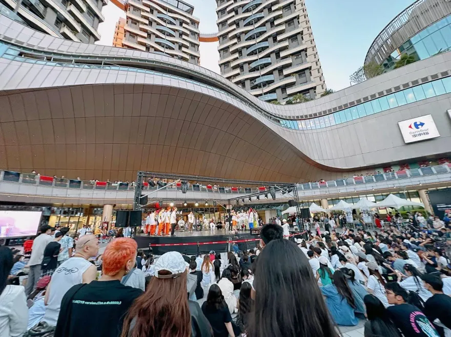 快訊/桃園A19環球購物中心停電！　客摸黑用午餐…火鍋店免單安撫