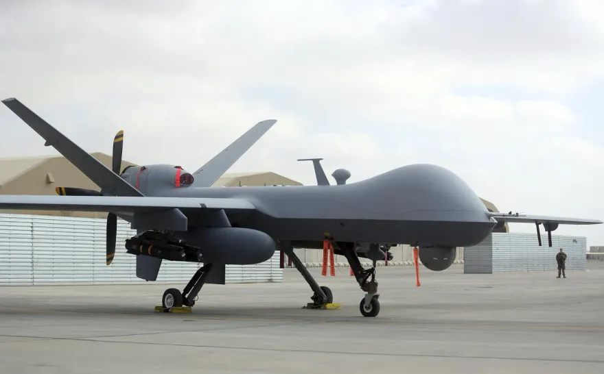 太驚悚！AI無人機竟自我判斷「妨礙它達成任務」反殺操作員　美空軍緊急澄清