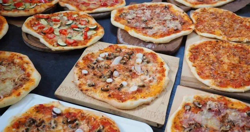 爽嗆詐騙電話！30分鐘後她竟收簡訊：「請妳吃披薩」　打開APP嚇傻