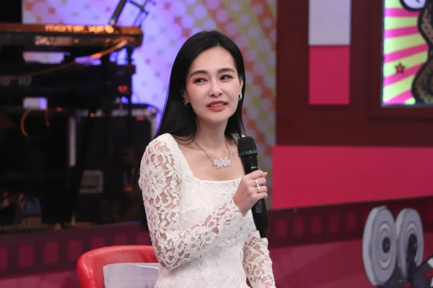 王思佳剛生完就怒了！老公驚爆女兒1舉動「跟媽媽一樣壞脾氣」