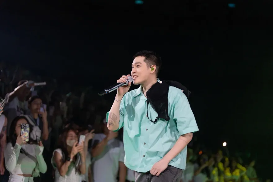 高雄巨蛋場開趴！周湯豪入圍金曲獎「我已經贏了」…萬人面前落淚謝粉絲