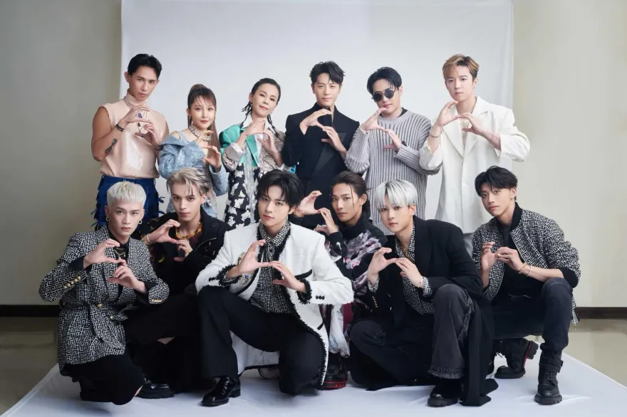 登上Hito頒獎典禮！韋禮安帶傷、熊仔帶病上陣　Ozone哲言：昔日戰友同台不能輸！