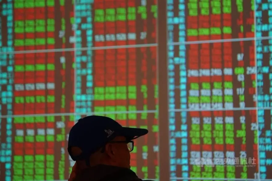 金融、光電強勢！台股量增創1年波段高點　收16714點