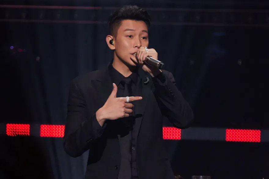 頑童內戰！小春遭淘汰被瘦子救下　《說唱2023》預告驚見朴宰範