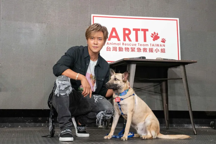 網友抓包和周揚青戴同款手鍊！被問「複合嗎？」羅志祥正面回應了...