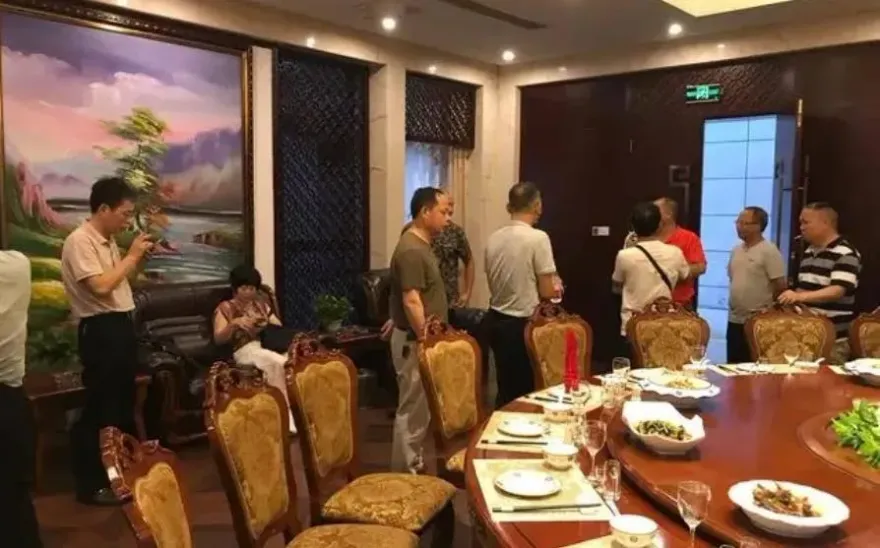 約相親女方卻帶「23名親戚」消費「8.6萬」　男子拒買單反被對方提告