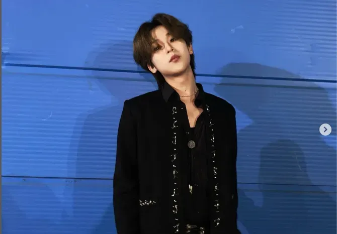 影/唱到一半從台上消失！BIG Naughty竟衝後台親女友…粉絲猛酸：看來錢賺夠了呢