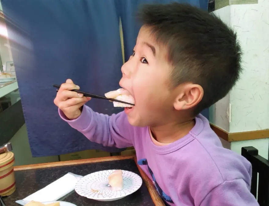 吃太快會變胖！每口飯至少嚼20下　營養師授4招慢慢吃