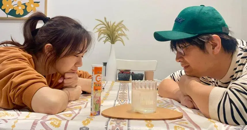 結婚8周年驚傳意外！羅文裕愛妻急送醫開刀…疼痛哀號病況曝光