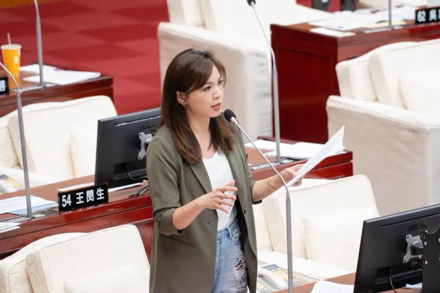 朱學恒強吻鍾沛君！「好交情」徐巧芯發聲　曾被性騷游淑慧這樣說