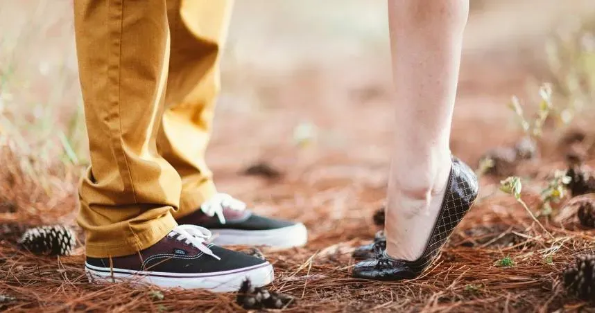 再婚遭妻子騙7年！痛訴她賭博輸光「2千萬」　連小孩彌月黃金也要偷