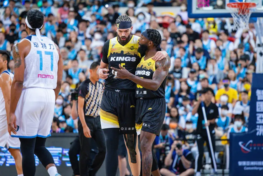 沒第3洋沒問題！國王雙洋聯手擊垮勇士　系列賽2：2平手