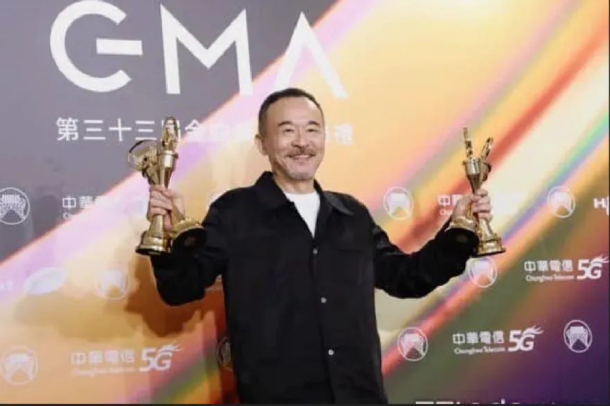 MeToo風暴擴大！女子控金曲歌王對她「搭肩、強親、脫褲」　黃連煜經紀人說話了