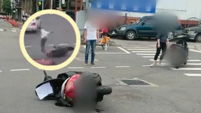 影/車來了卡緊跑！擦撞一瞬間他使出「跑酷」　神脫離事故現場