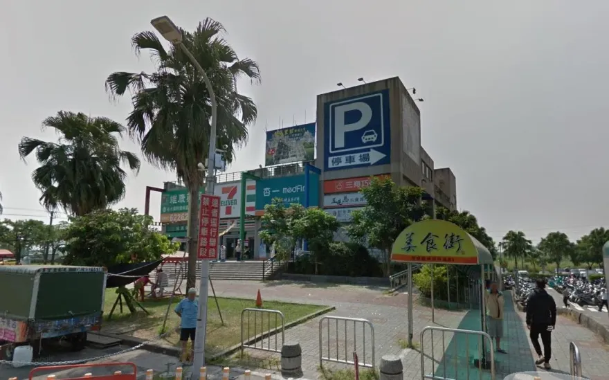 台南柳營醫院旁美食街傳失火　經查為B1冷氣管冒煙無人傷