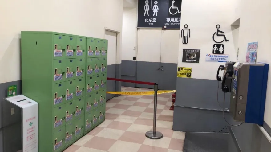 快訊/高雄量販店驚傳命案！　男屍倒廁所氣絕「當場死亡」