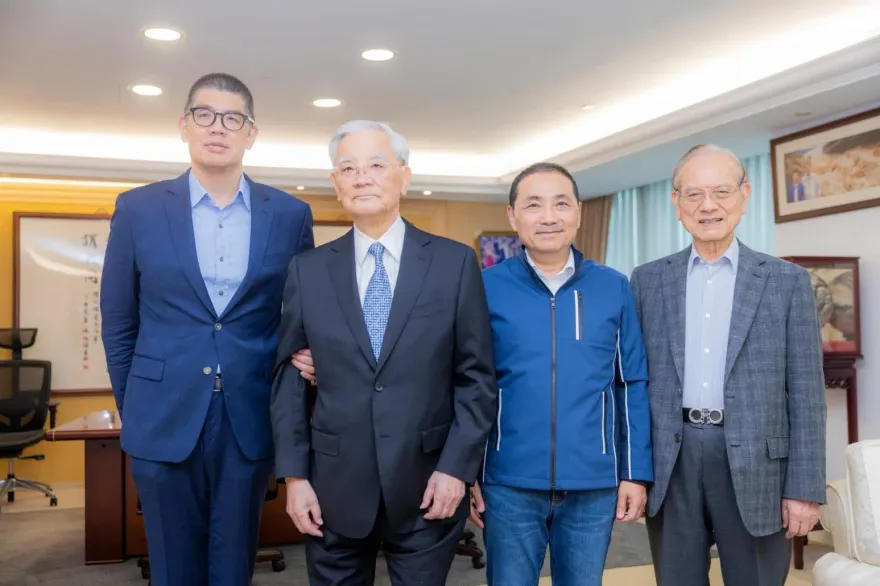 侯友宜選情出現重大轉折　郭正亮：我很佩服連戰