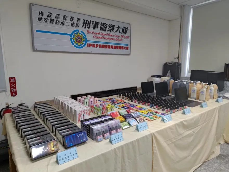 私製電子菸！大盤商遭連根拔起　700萬貨沒了「陳列桌上畫面壯觀」