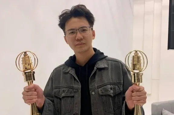 張三遭控性騷！「手伸進女歌手衣服摸」　他半夜發文嗆：有就被車撞死