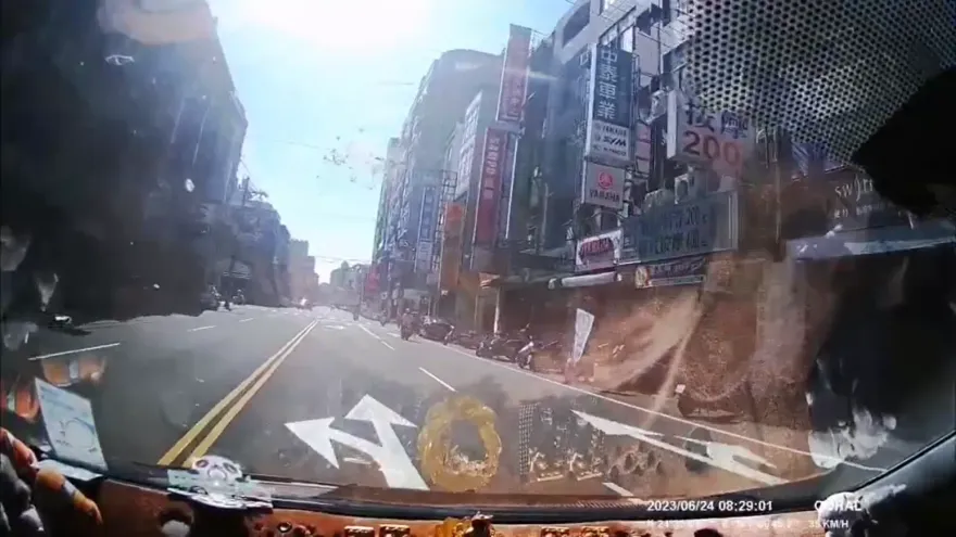竹北氣爆案/最新！大爆炸瞬間畫面曝　目擊民眾驚恐…秒凍結不敢前行