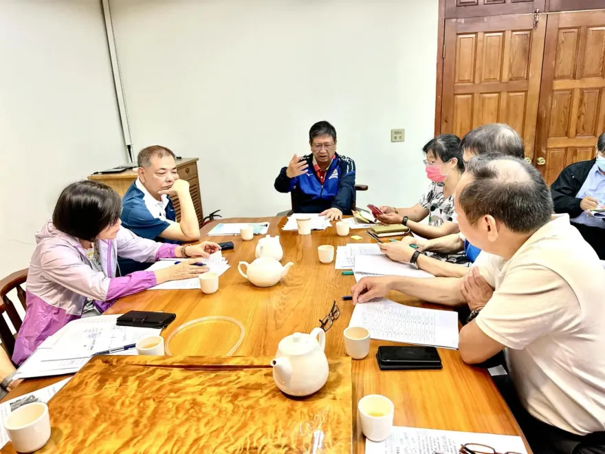 竹北氣爆案/新竹縣長提早返台！楊文科否認隱瞞出國　將更換全縣18個軸流閥