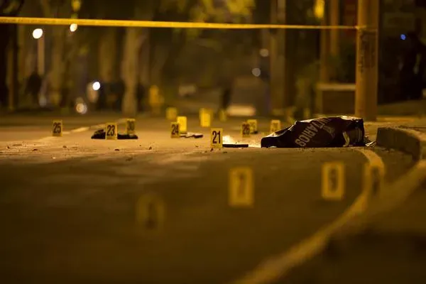 快訊/美國堪薩斯城凌晨2起槍擊案！至少3死5傷　槍手逃亡中