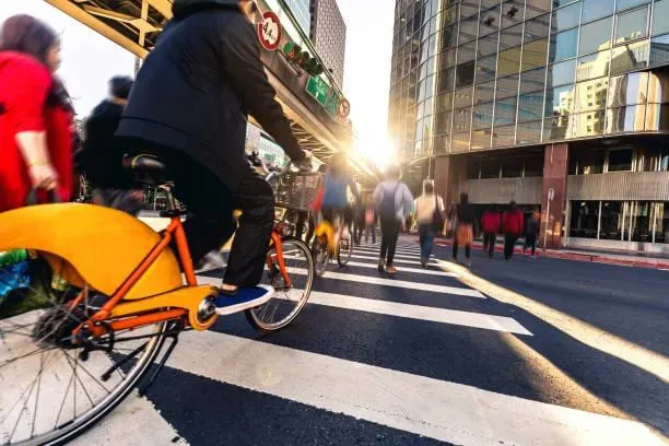 今狂飆36°C熱爆！8縣市高溫亮燈　「這天」變天迎雨彈