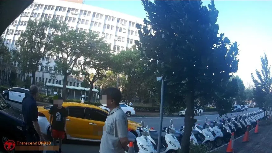 台中男「搭霸王車又謊報身分」　員警當場拆穿：竟是通緝犯