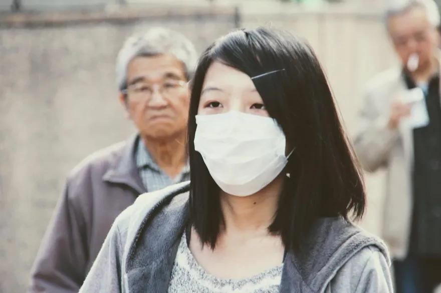 新冠肺炎、流感四起！　急診醫警示：遇6情況送急診…2類人特別要注意