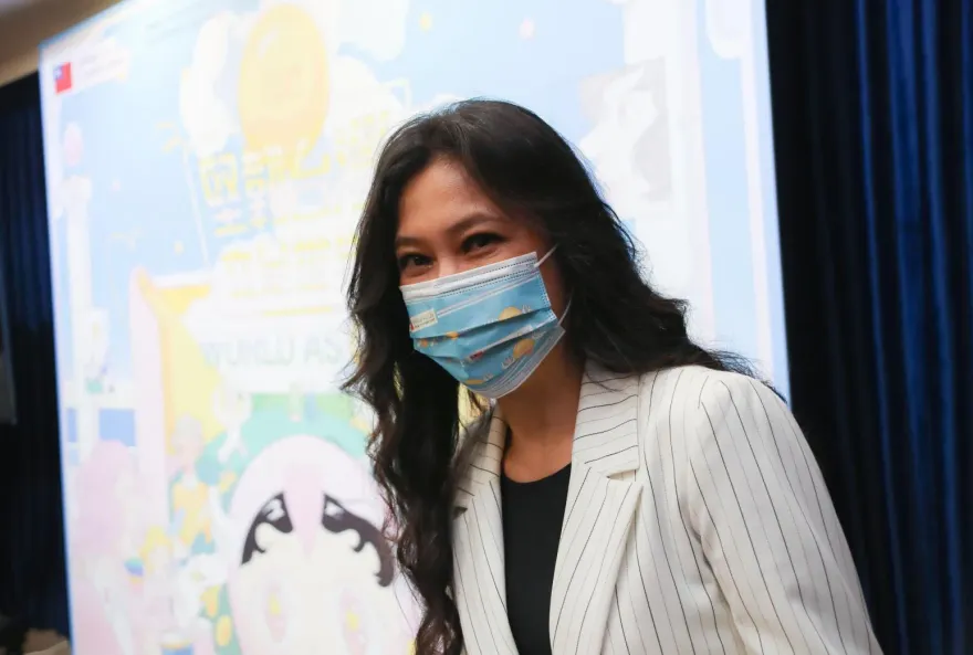 Kolas不倫戀竟抹王鴻薇「霸凌者」慘遭打臉　網狂刷1句嘲諷