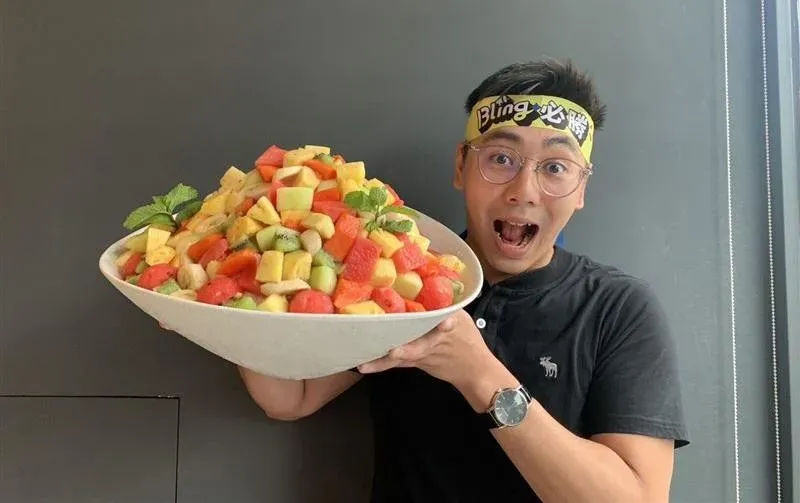 呼叫大胃王！15分鐘嗑光7kg剉冰「可撂人一起」　挑戰成功免費