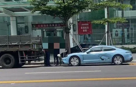 影/1秒變成終身役！新竹阿兵哥開軍卡A到500萬保時捷　網幫QQ