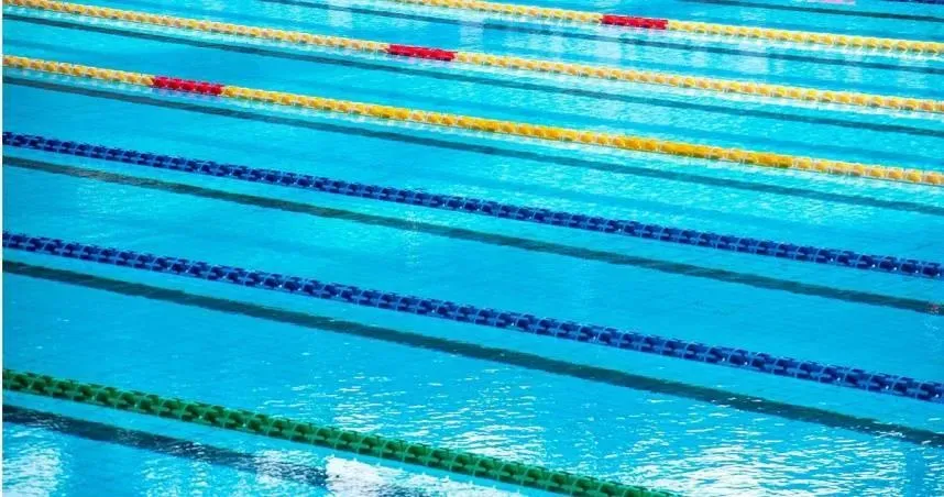 裸體男在女浴室待8分鐘辯「走錯了」　警竟回：疑罪從無