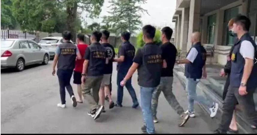 台中柬埔寨！詐團收帳戶誆「不控車」　竟持鎮暴槍辣椒水凌虐還把人當豬賣