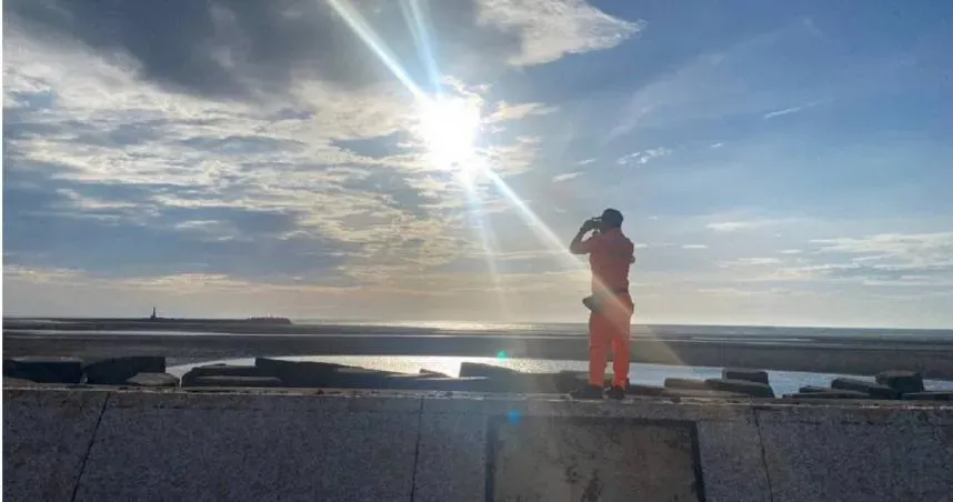 高美濕地3移工落海尚未尋獲　陸海空搜救盼奇蹟