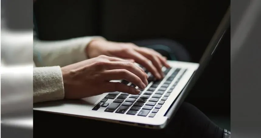 LINE電腦版新推出3大功能！　陌生群組一鍵封鎖加檢舉